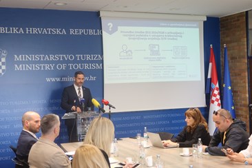 Ministar Glavina predstavio novi Zakon o ugostiteljskoj djelatnosti: Uvodimo jasan okvir za suzbijanje neregistriranog kratkoročnog najma smještaja