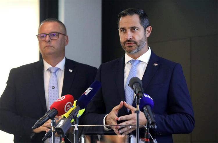 Slika /1_A_fotke_vijesti/PRESICA_NASLOVNA.jpg