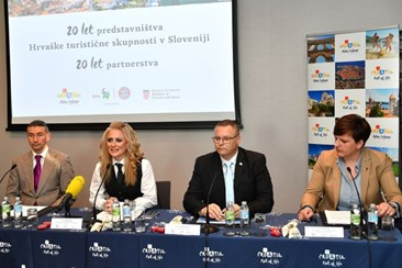 HTZ marks 20th anniversary of its Slovenia office
