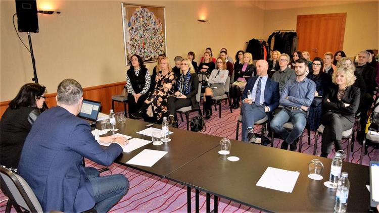 Photo /2023_WEBMINTS/230307_eusair1.jpg