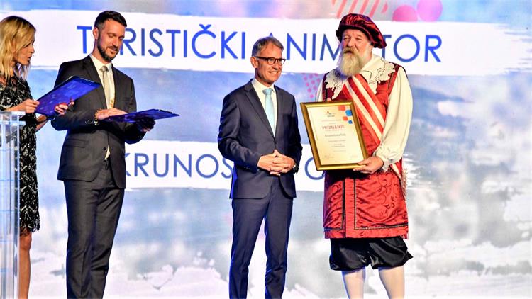 Slika /AA_2018_b-fotke/DHT2019/191003_DHT_n1.jpg