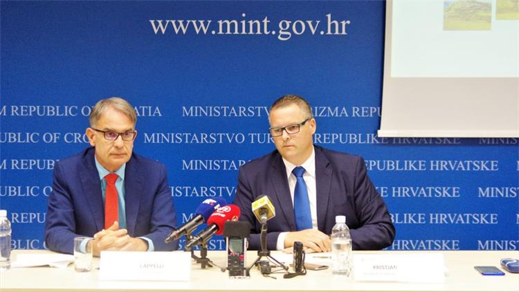 Slika /AA_2018_b-fotke/vijesti/180924_mintpress8w.jpg