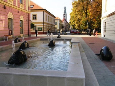 Slika /arhiva/bjelovar-fontana.jpg